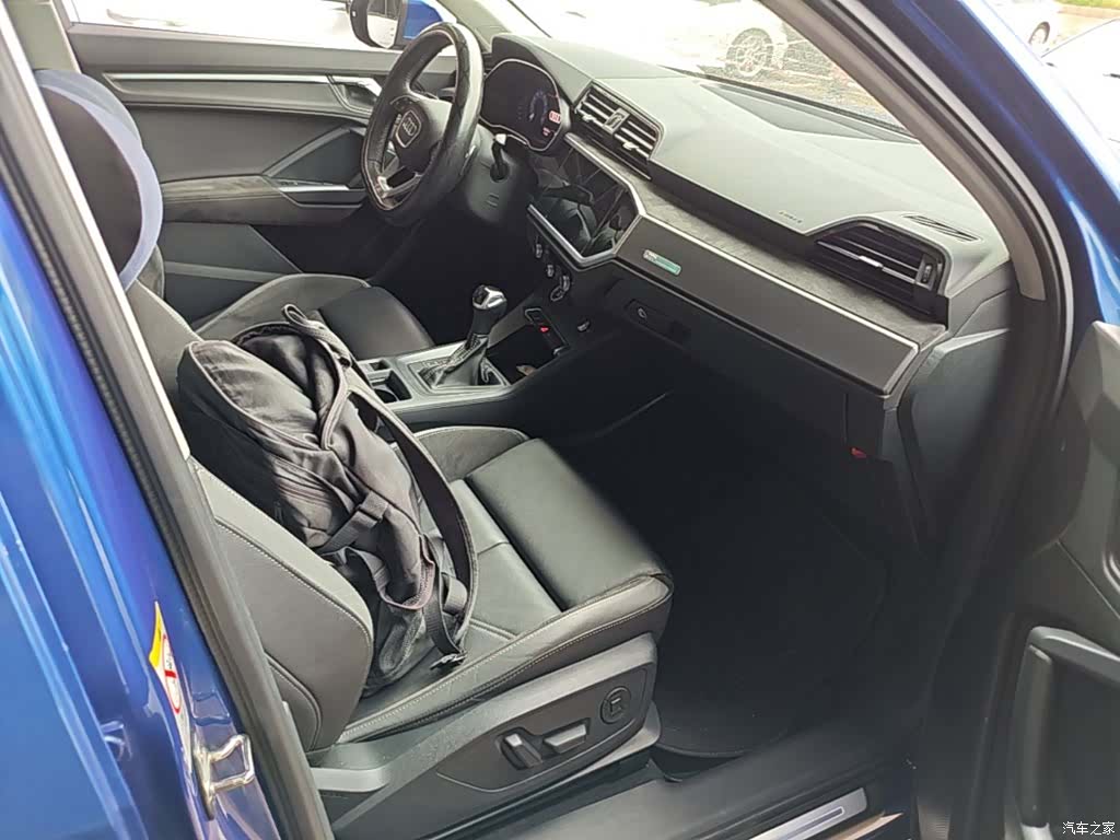 Audi Q3, 2021 4