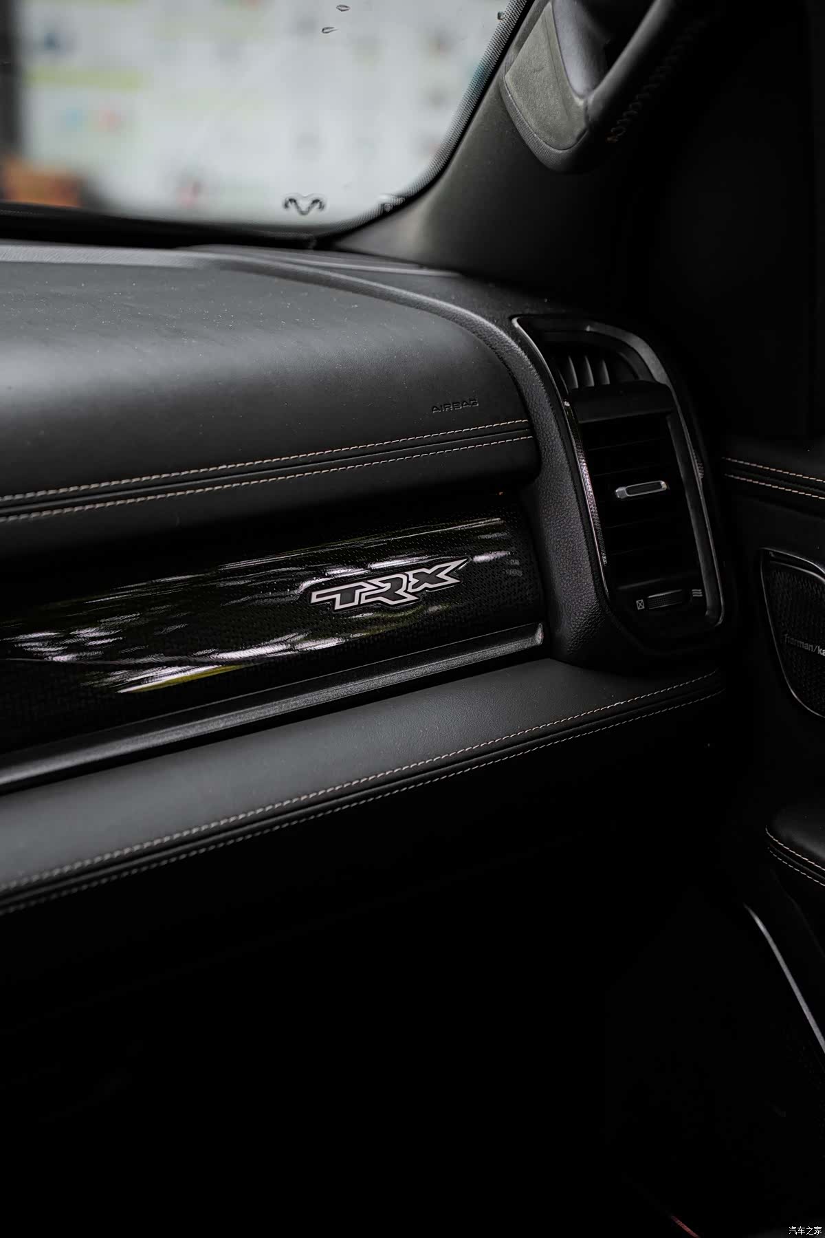 RAM Trucks, 2023 15