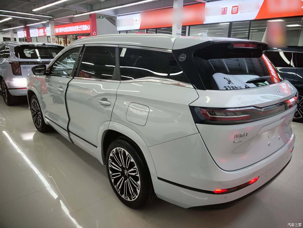 Jetour L9, 2025 все фото