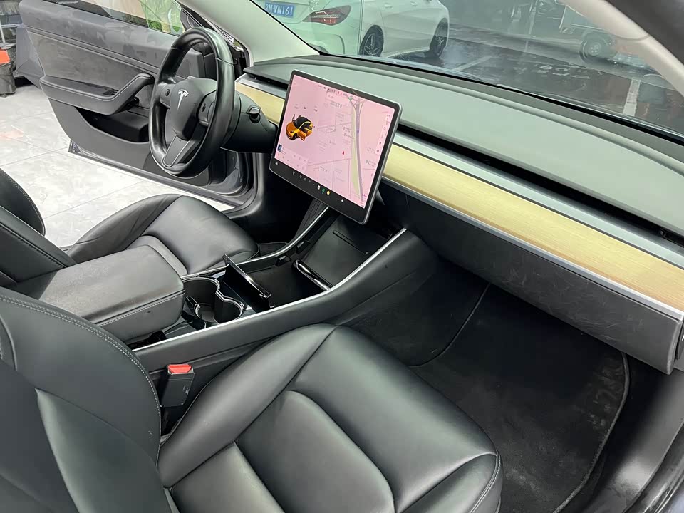 Tesla Model 3 Tesla Model 3