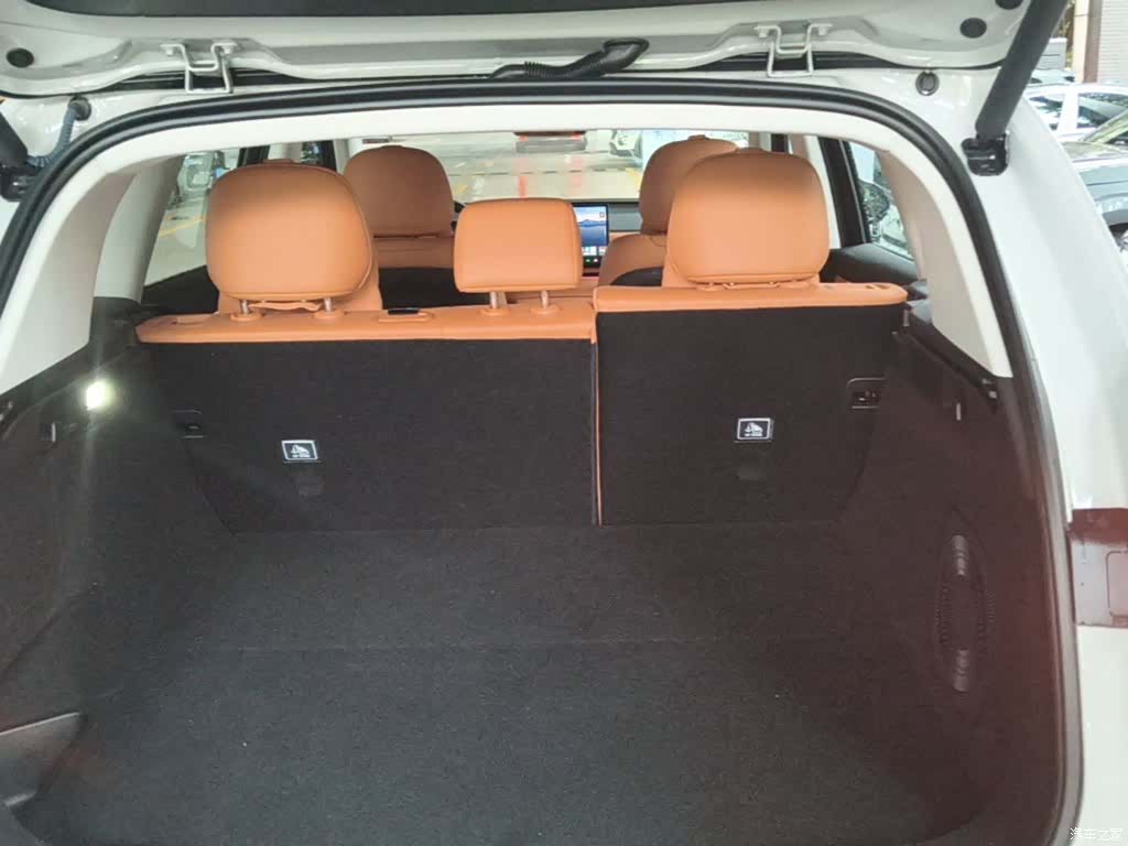 Leapmotor C10, 2025 19