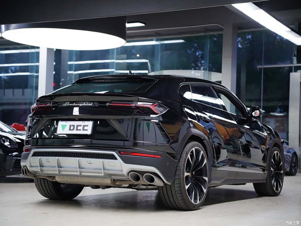 Lamborghini Urus, 2020 7