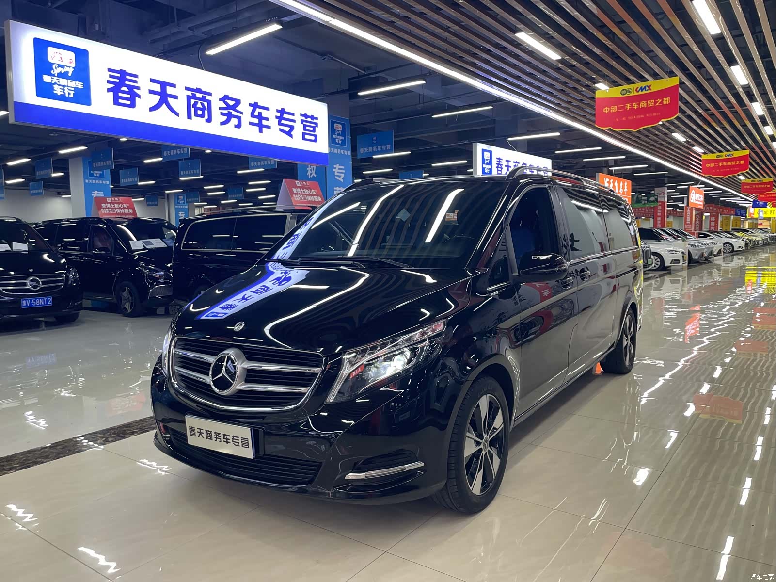 Mercedes-Benz V-Class, 2019 1