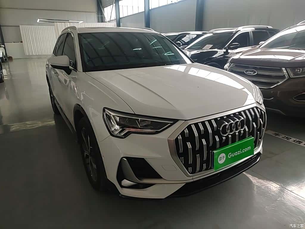 Audi Q3, 2024 4