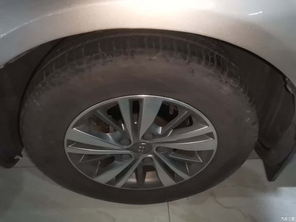 Geely Emgrand, 2018 23