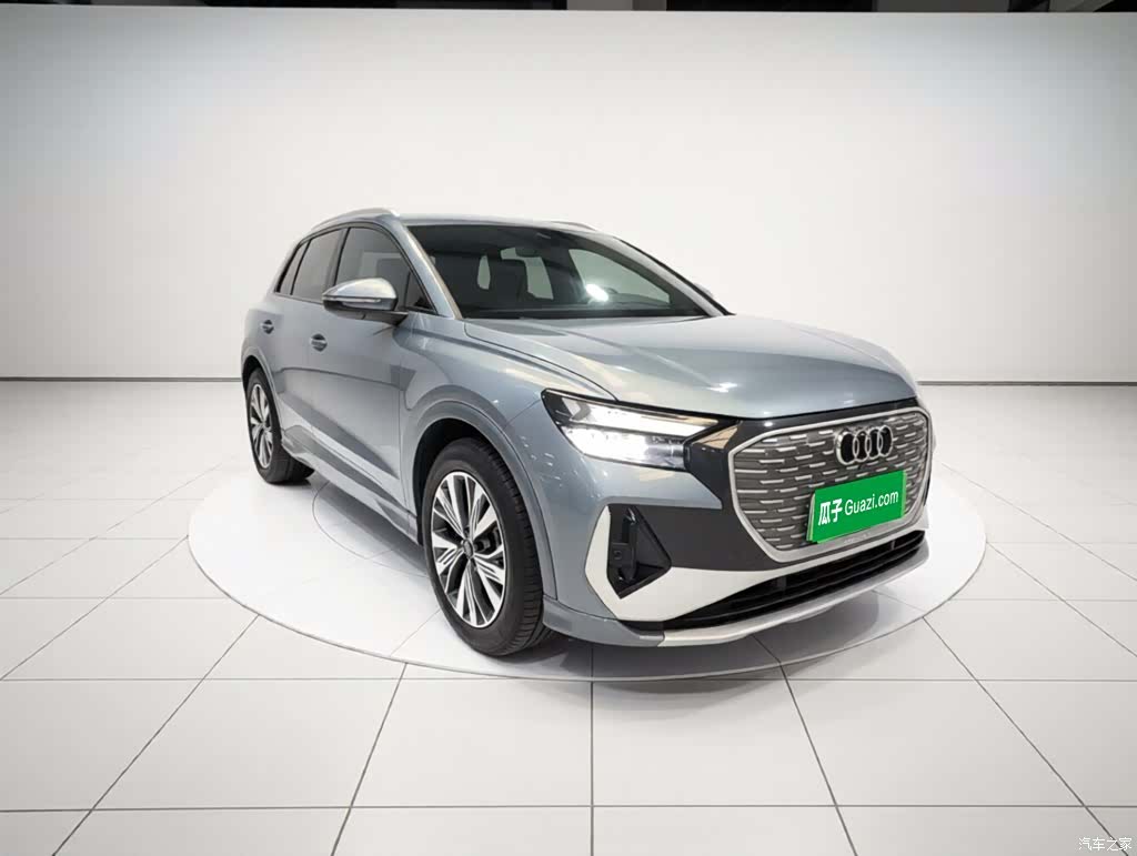 Audi Q4 e-tron, 2024 4