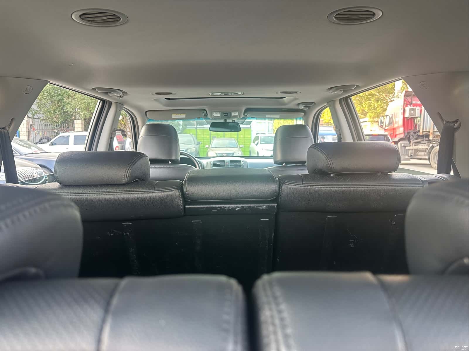 Kia IV, 2010 19