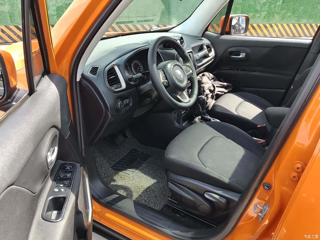 Jeep Renegade, 2017 12