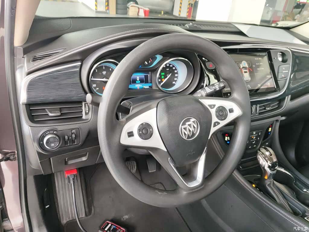 Buick Envision Plus, 2017 4