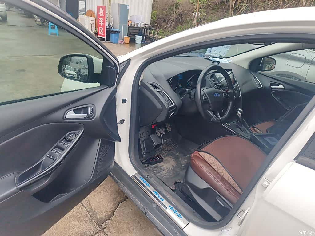 Ford Focus, 2016 16