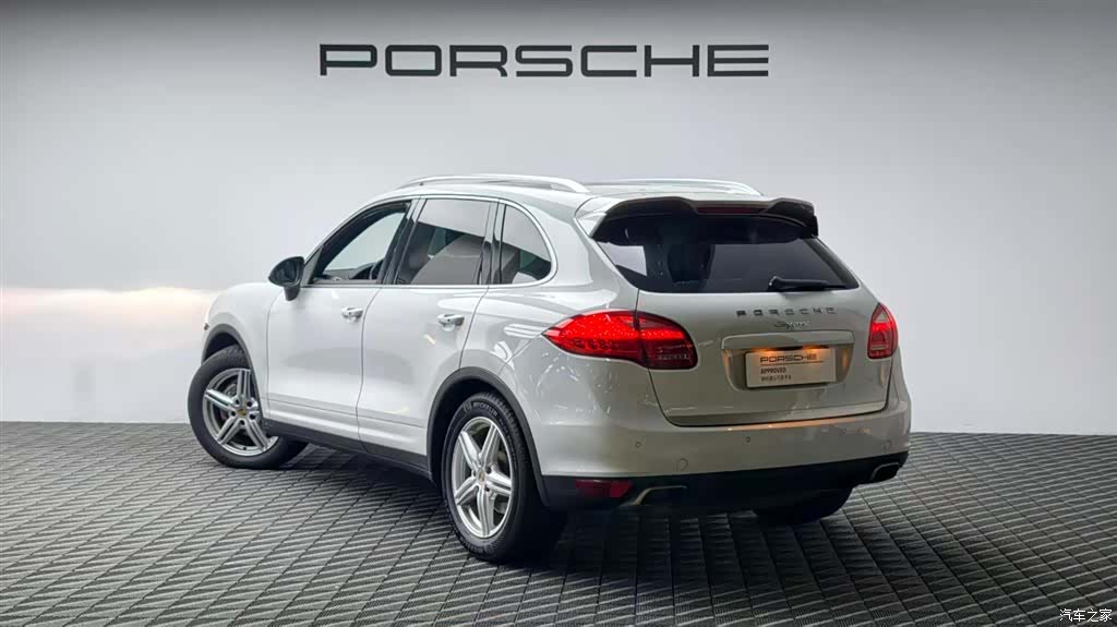Porsche Cayenne, 2014 6
