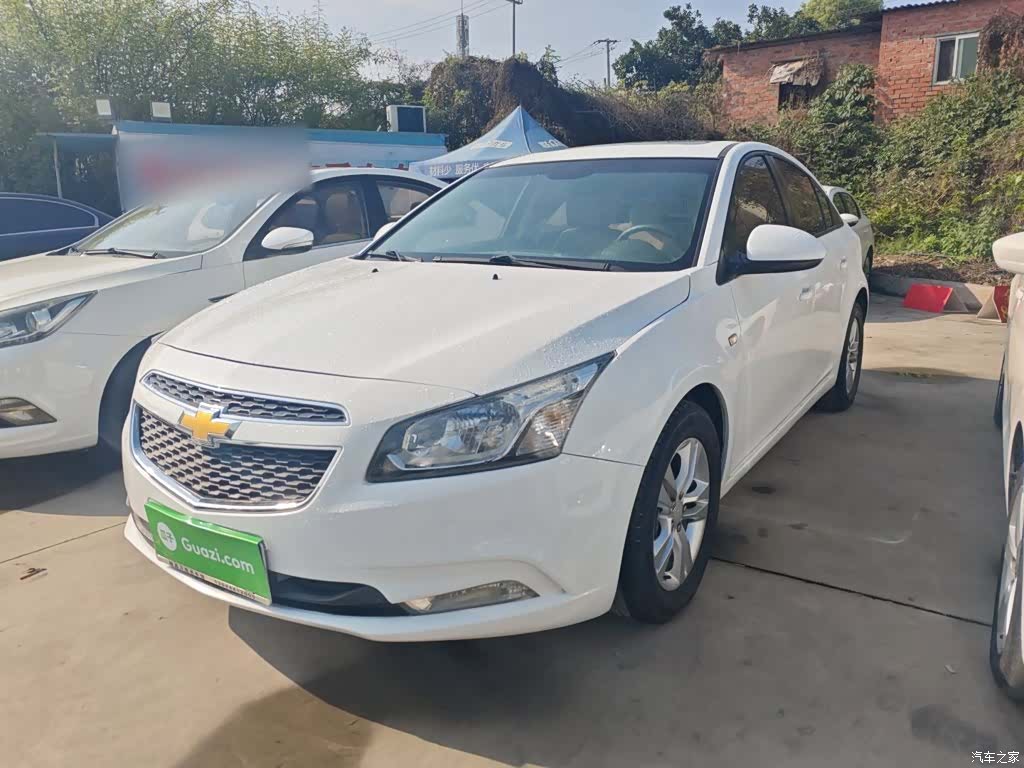 Chevrolet SE, 2015 1