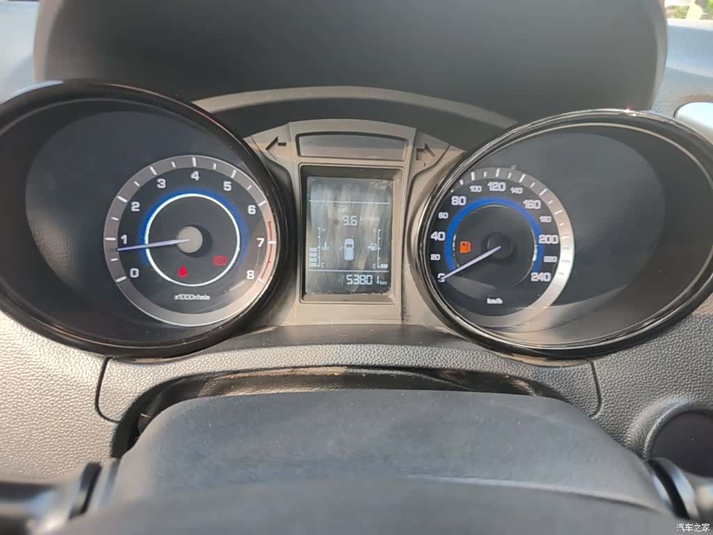 Changan CS15, 2018 12