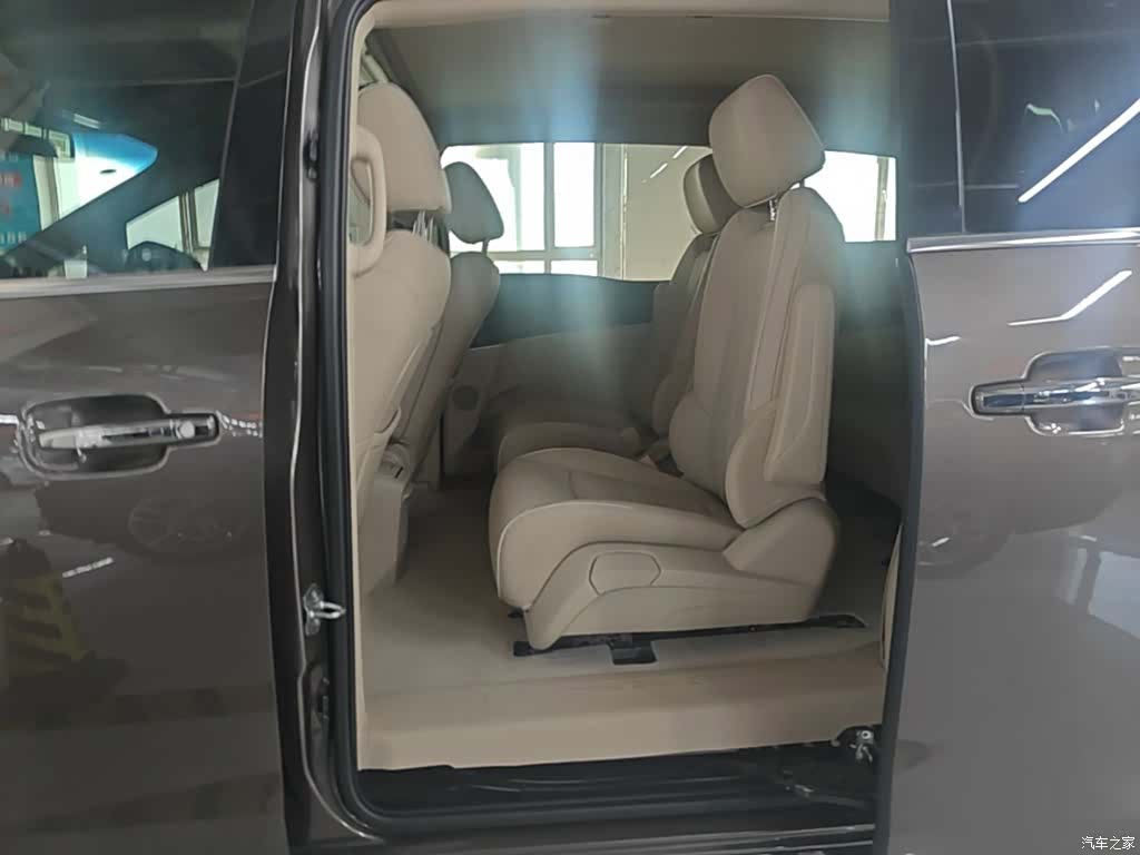 Buick GL8, 2024 17