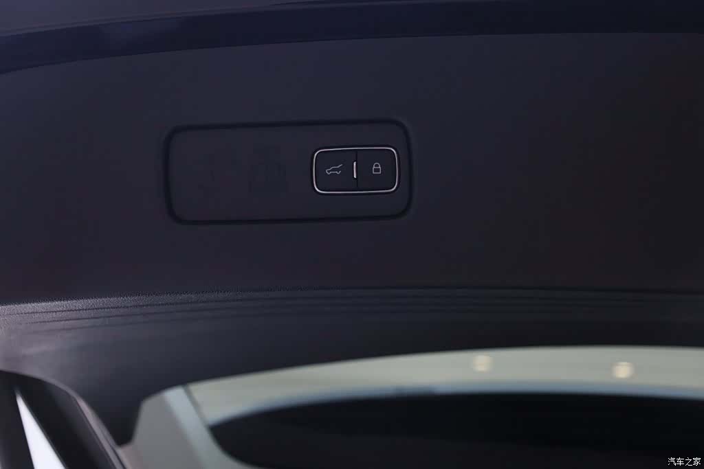 Lincoln Aviator, 2025 24