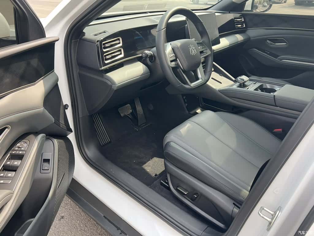 BYD Qin, 2025 8