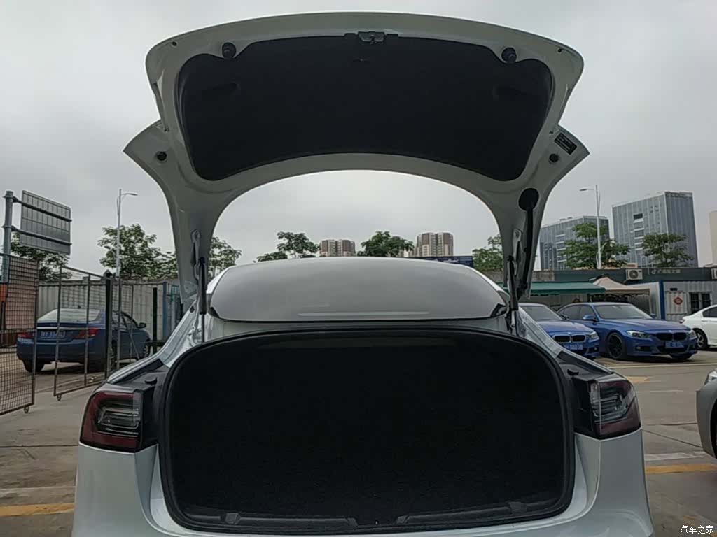 Tesla Model 3, 2020 19