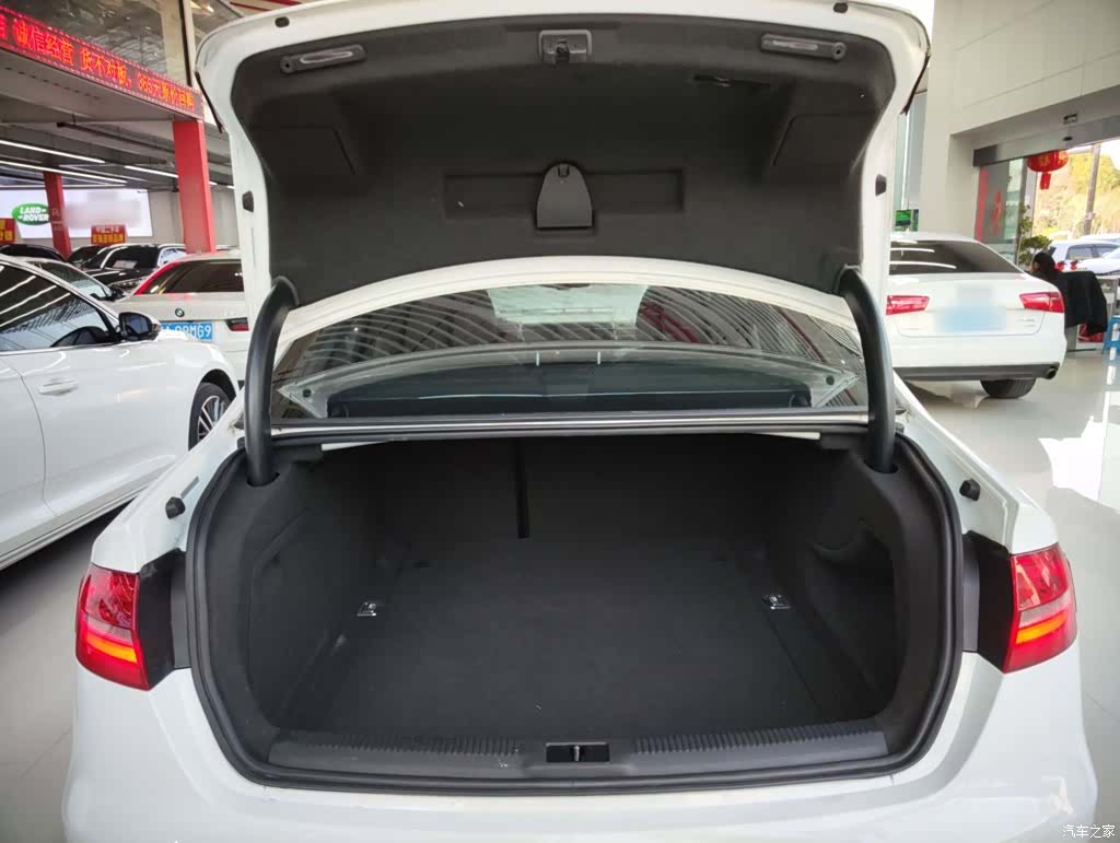 Audi A4L, 2016 19