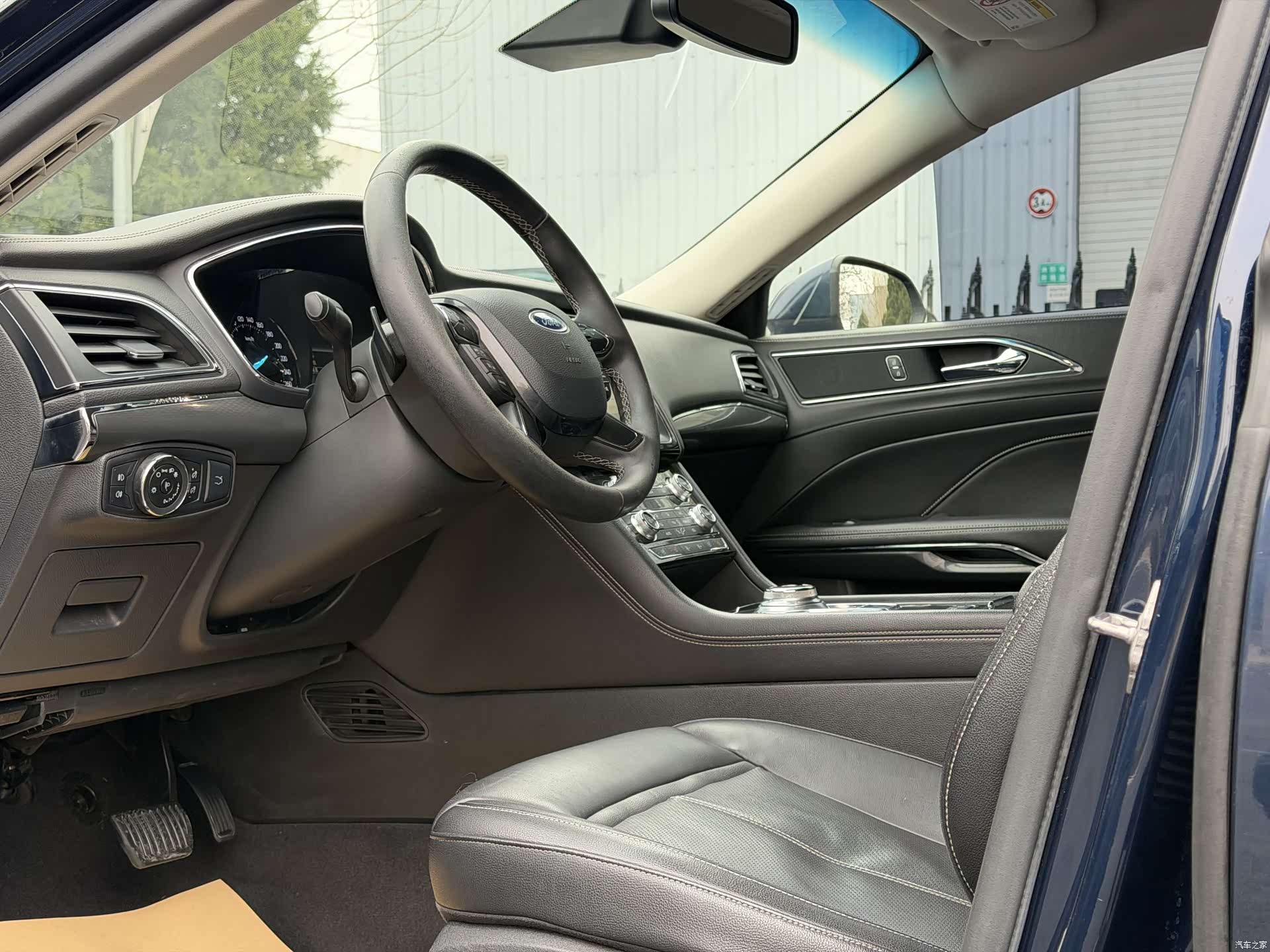 Ford Taurus, 2017 20