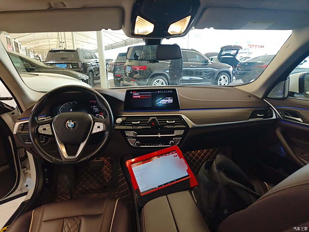 BMW 5 Series, 2020 10