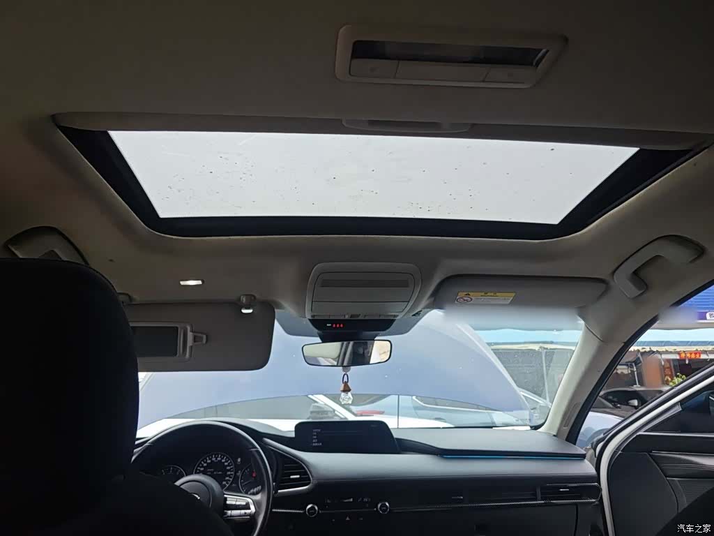 Mazda Mazda3, 2020 14