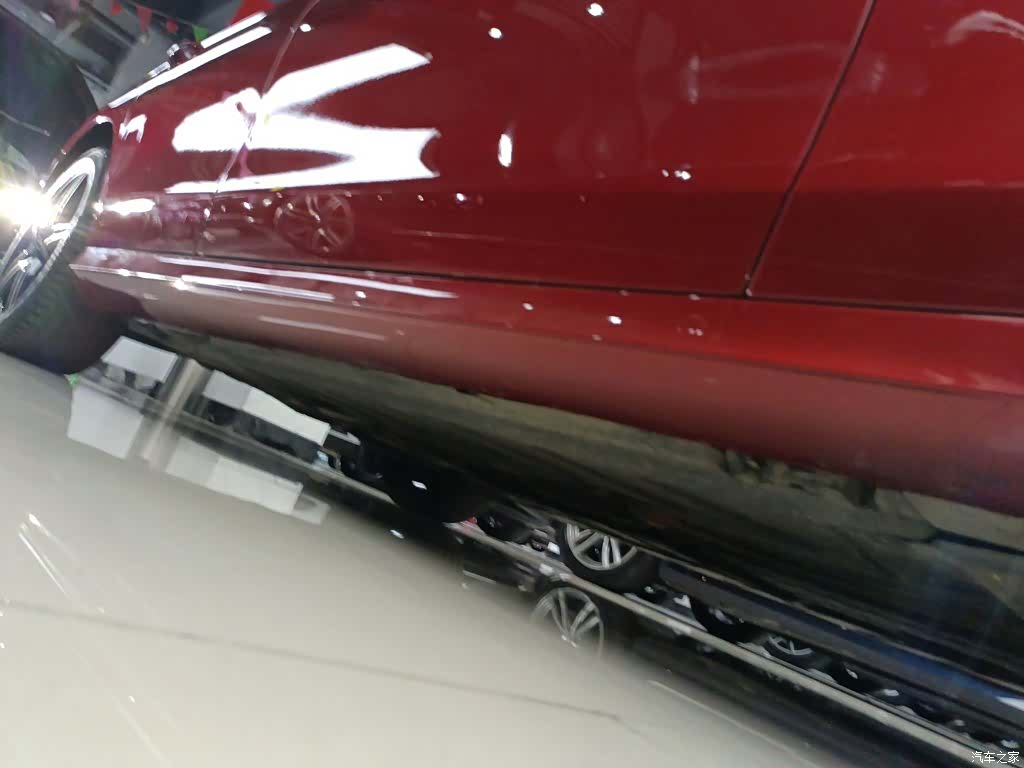 Mercedes-Benz E-Class, 2019 19