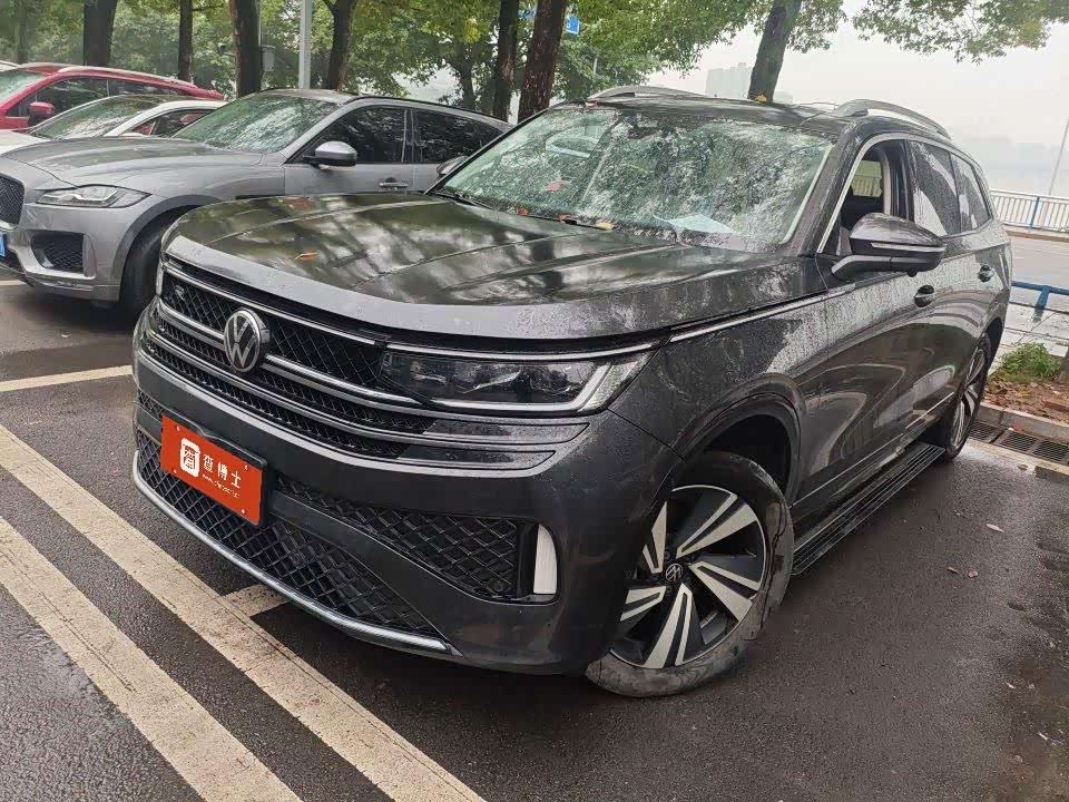 Volkswagen Tavendor 2023 380TSI R-Line
