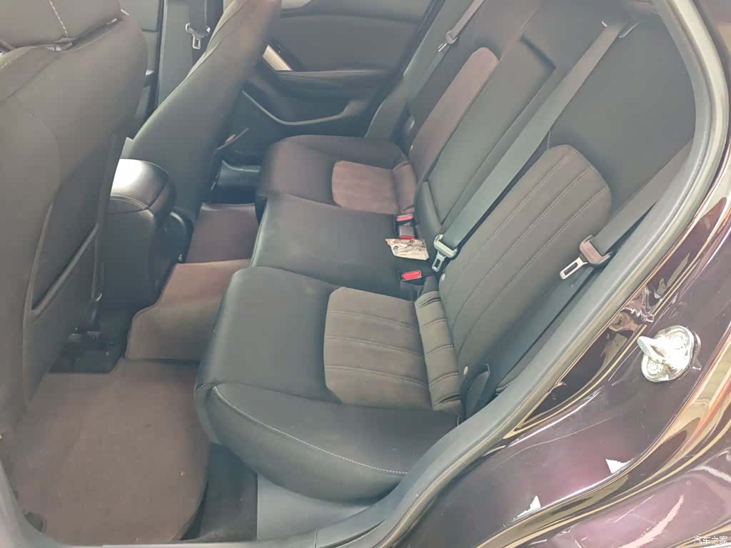 Mazda CX-4, 2017 13