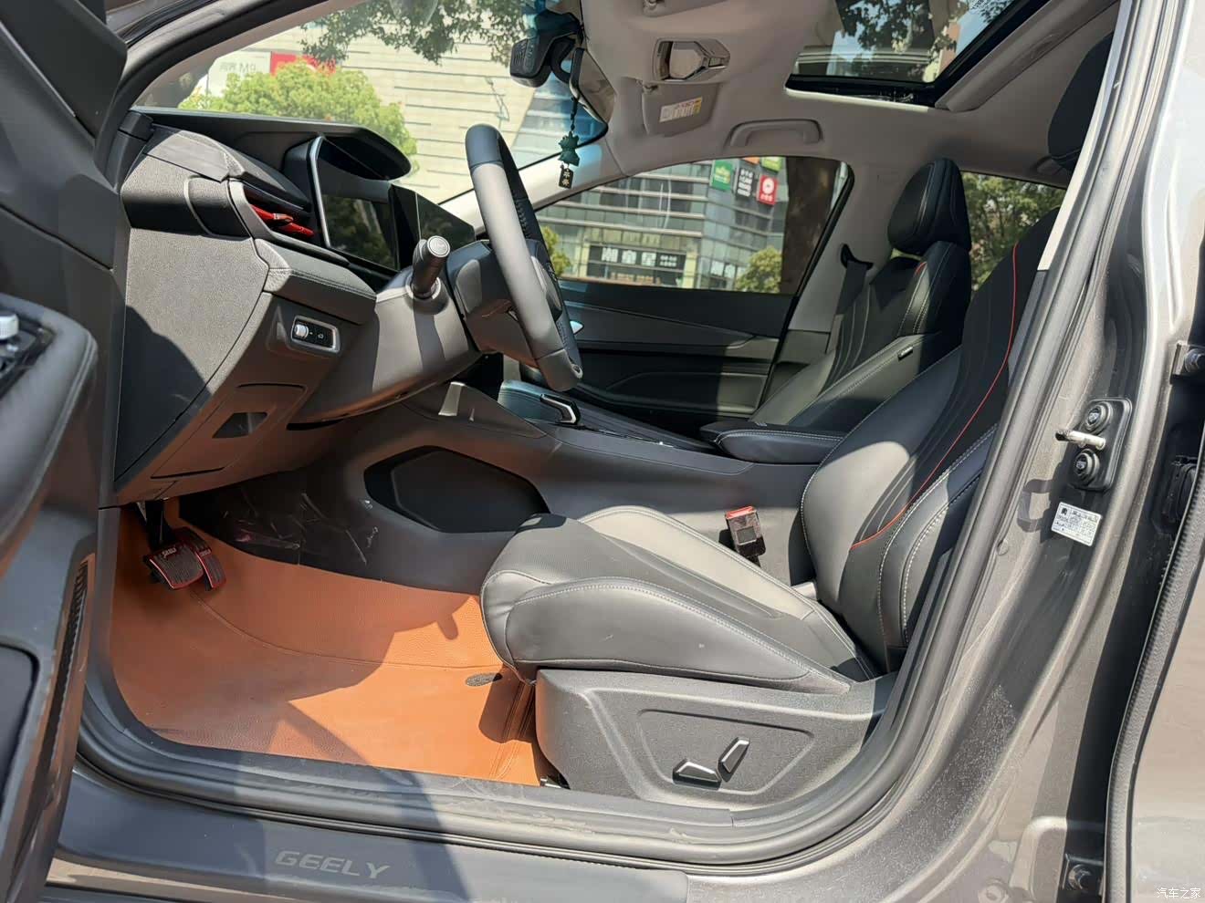 Geely Binray, 2025 14
