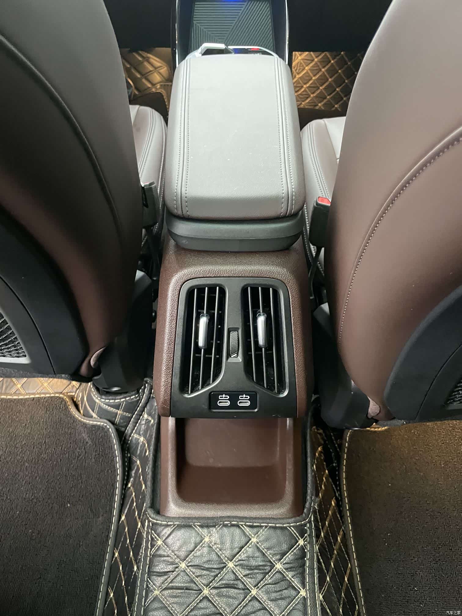 BMW X1, 2024 9