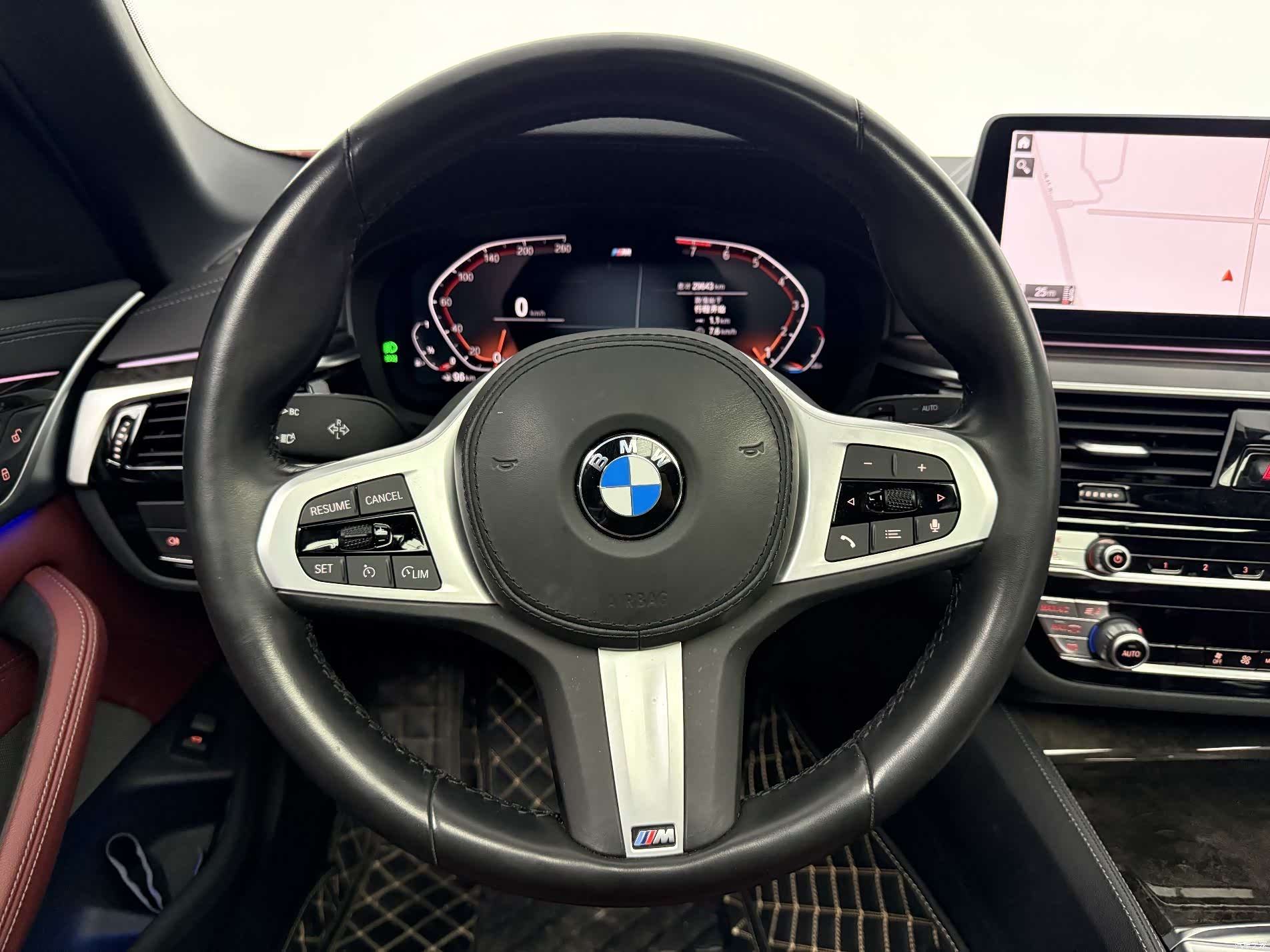 BMW 5 Series, 2022 все фото