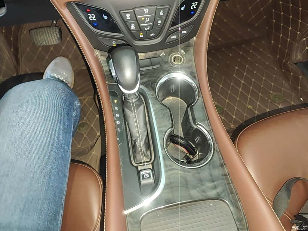 Buick Envision Plus, 2015 14
