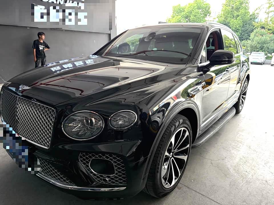 Bentley Tim Yue