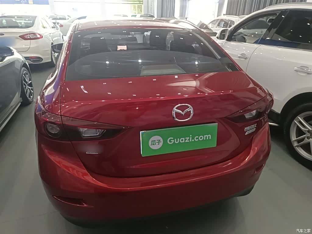 Mazda Mazda3, 2015 6