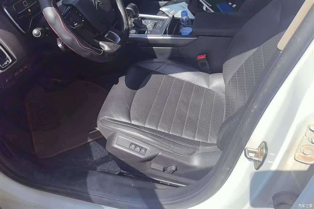 Citroen C6, 2016 9