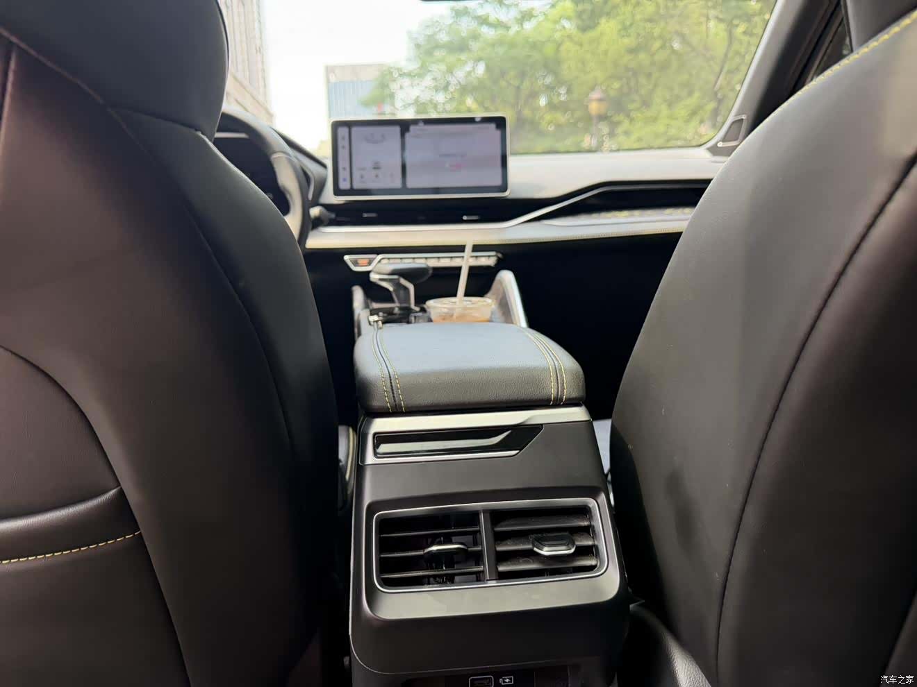 Geely Preface, 2023 19