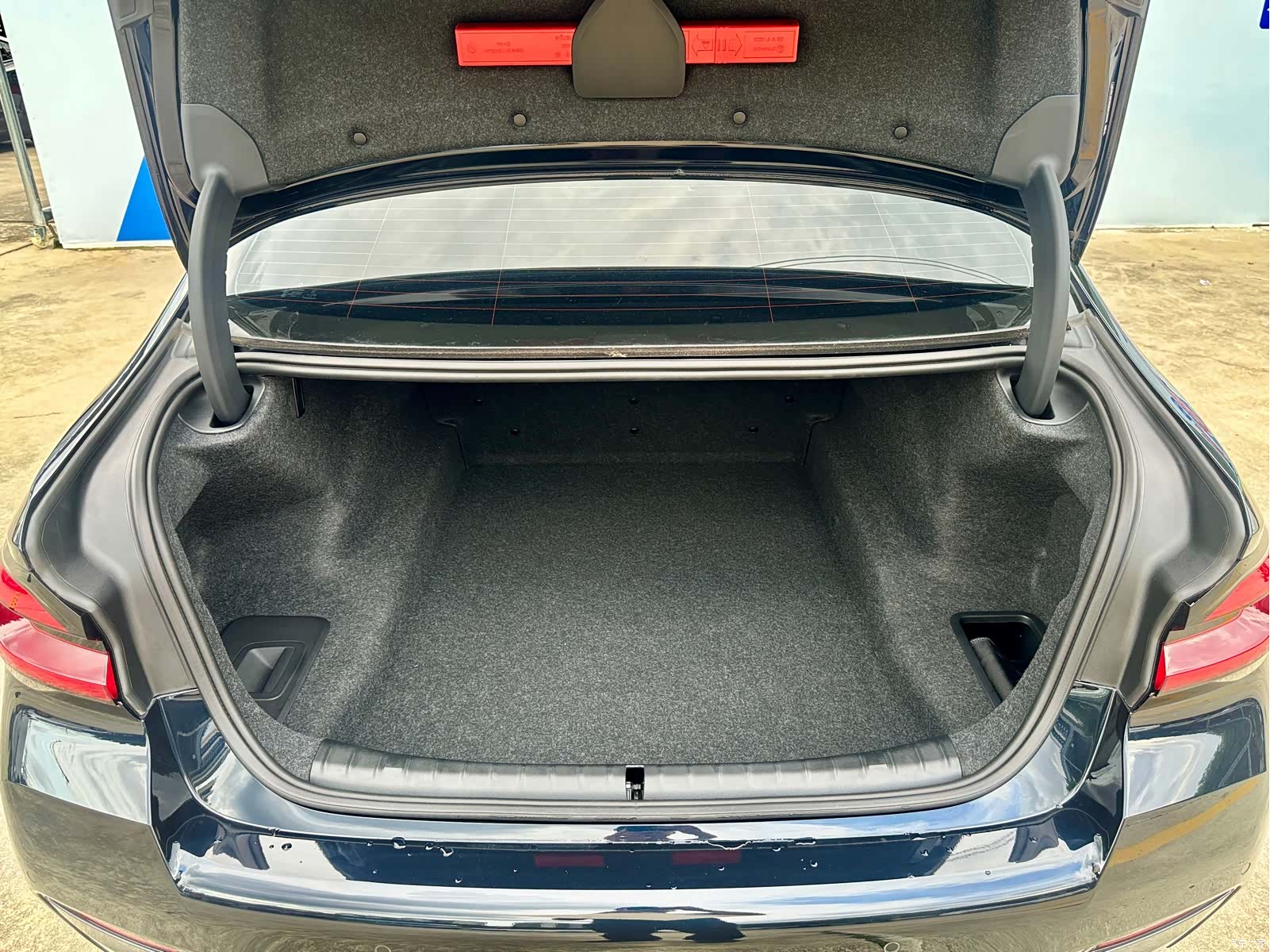 BMW 5 Series, 2023 10