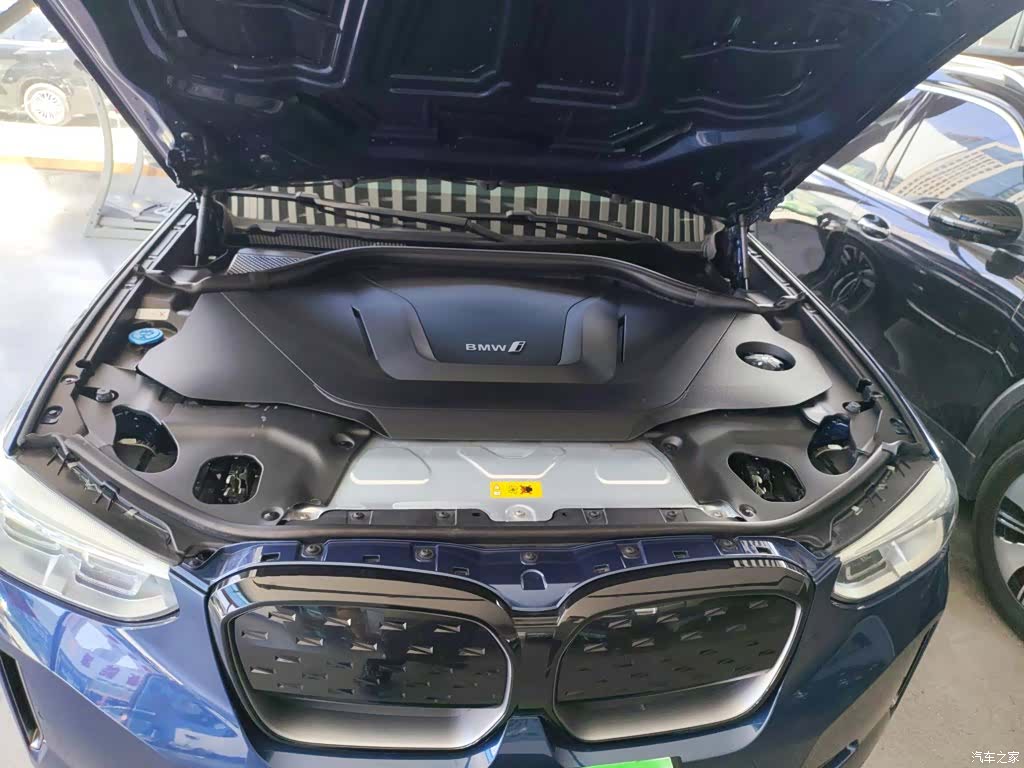 BMW iX3, 2021 16