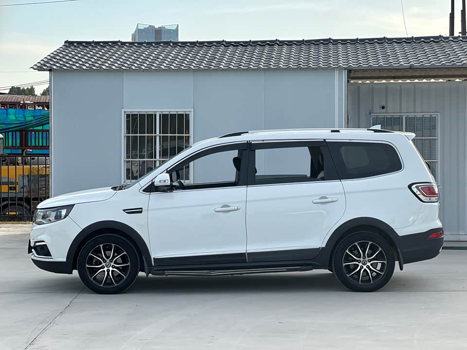 Forthing Popular SX6