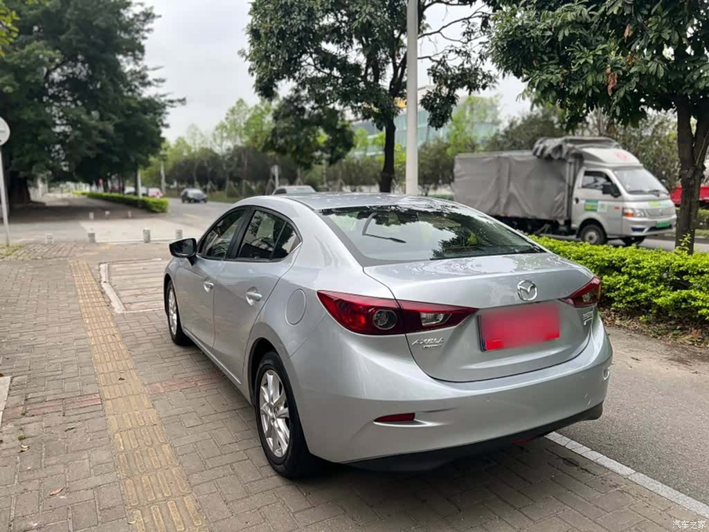 Mazda Mazda3, 2019 24