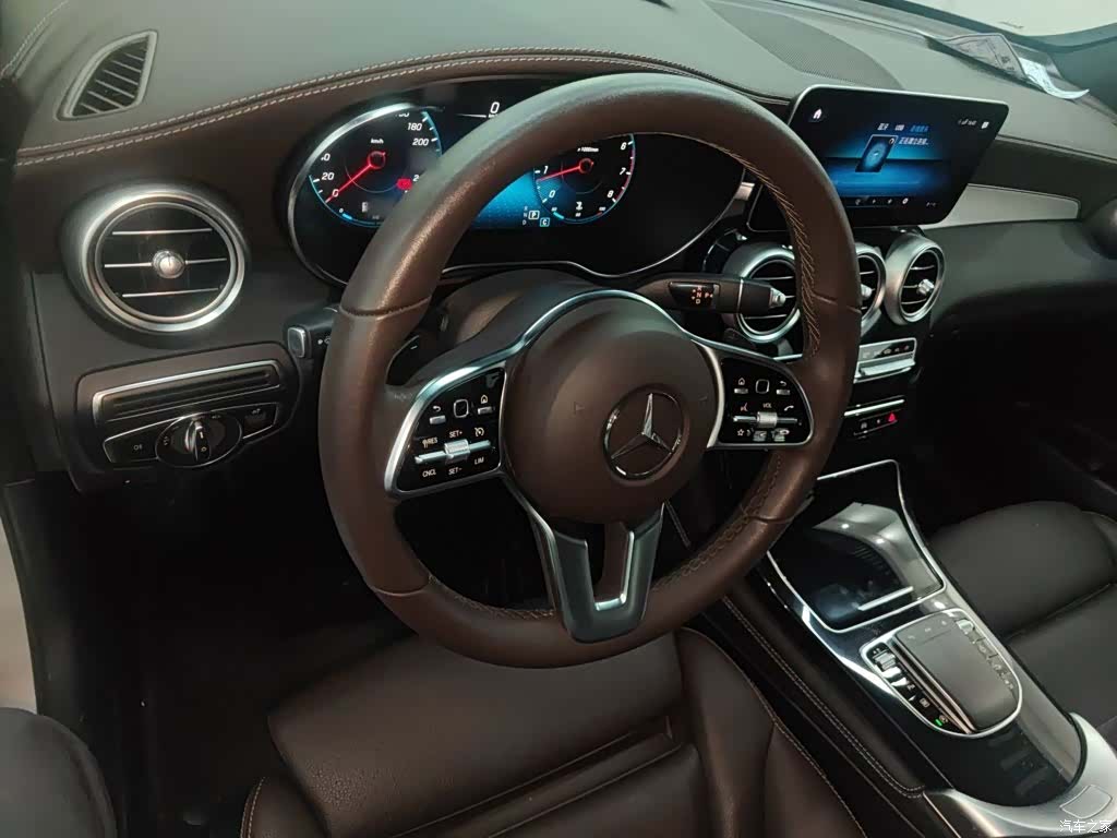 Mercedes-Benz GLC, 2020 10