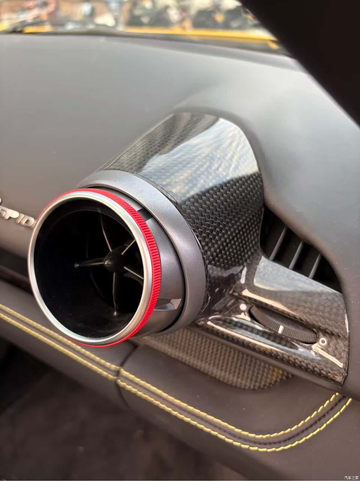 Ferrari F8, 2022 6