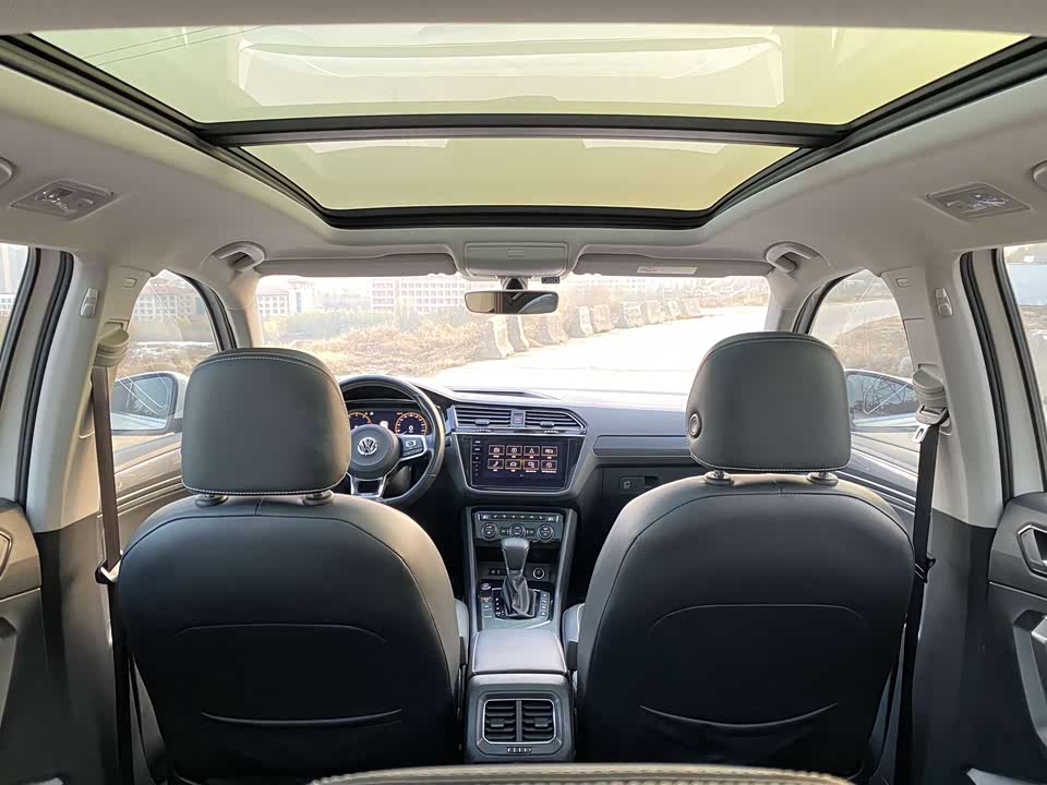 Volkswagen Tiguan L