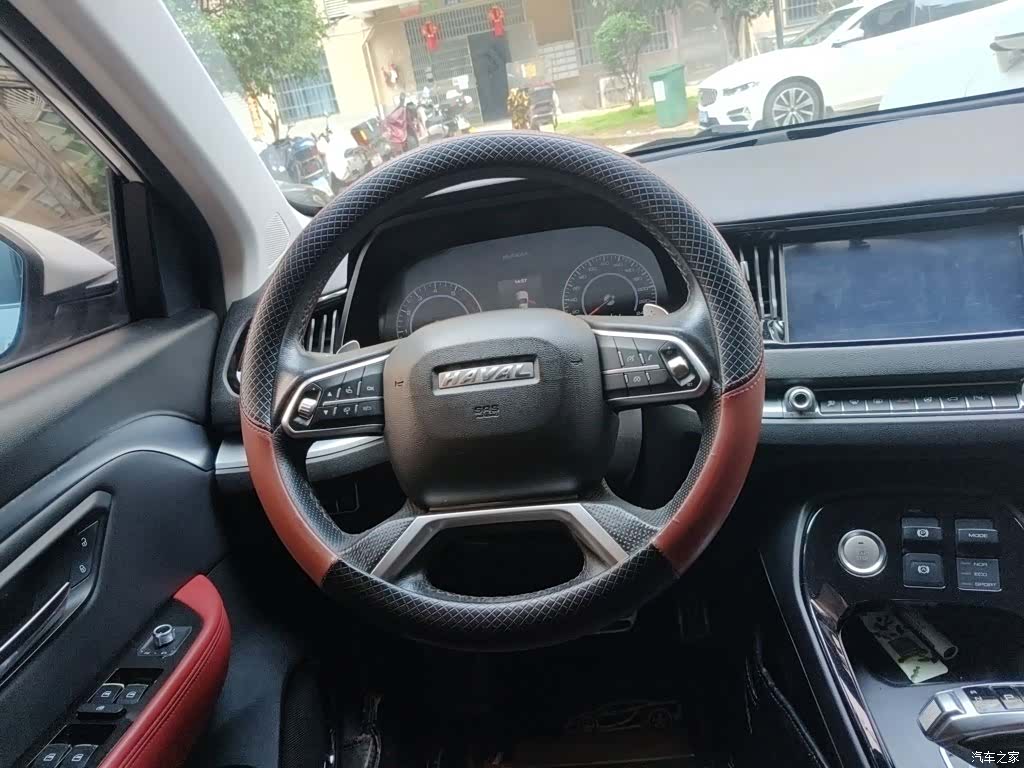 Haval H2, 2017 3