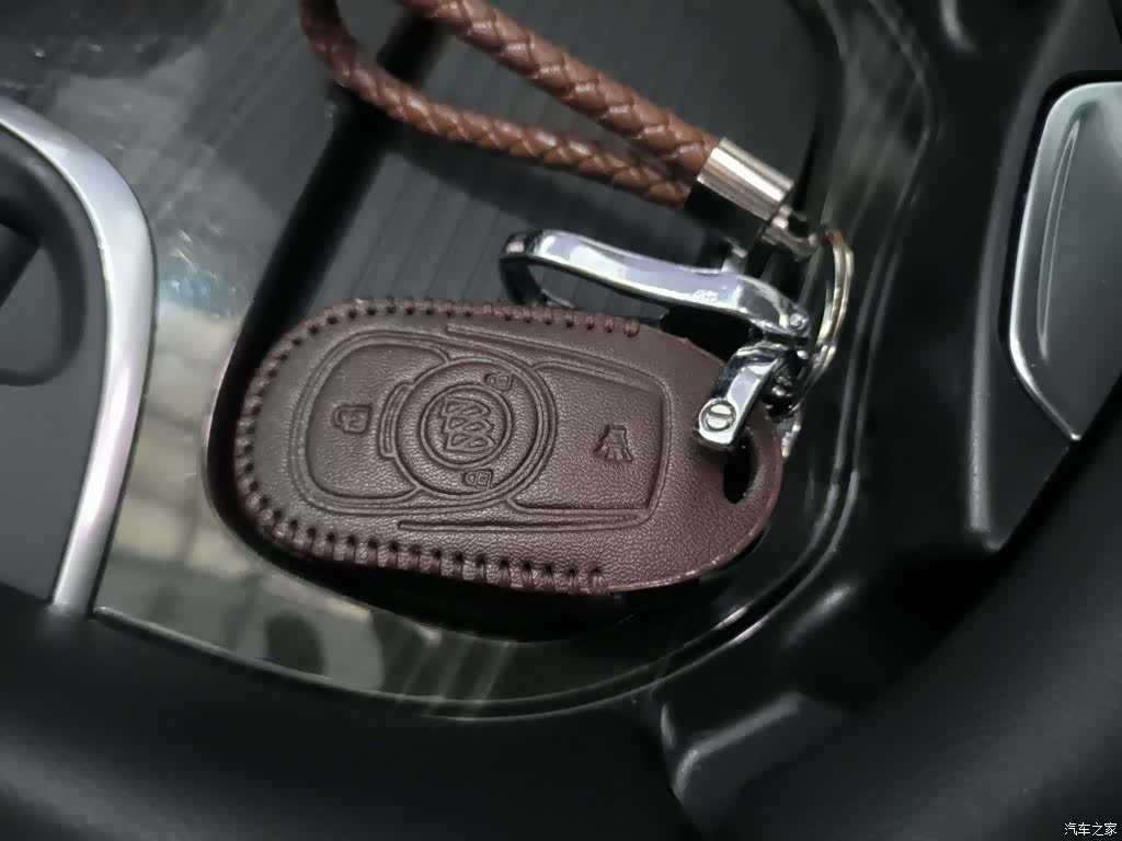 Buick Envision Plus, 2021 11