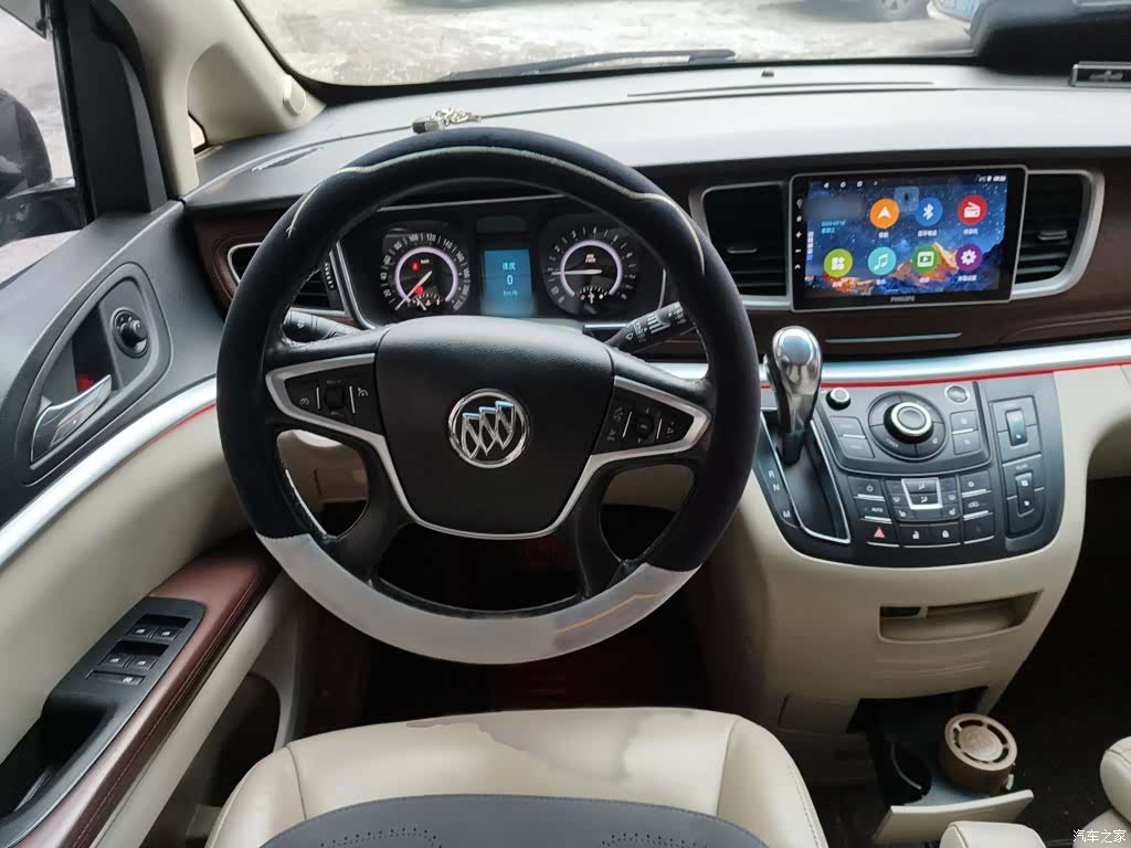 Buick GL8, 2018 3