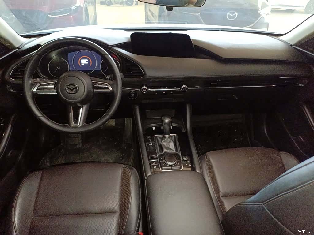 Mazda Mazda3, 2021 10