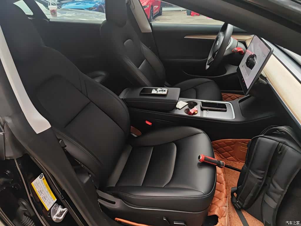 Tesla Model 3, 2023 25