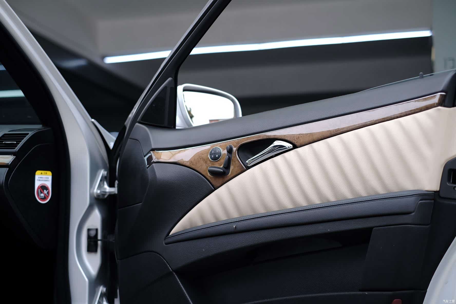 Mercedes-Benz E-Class, 2009 49