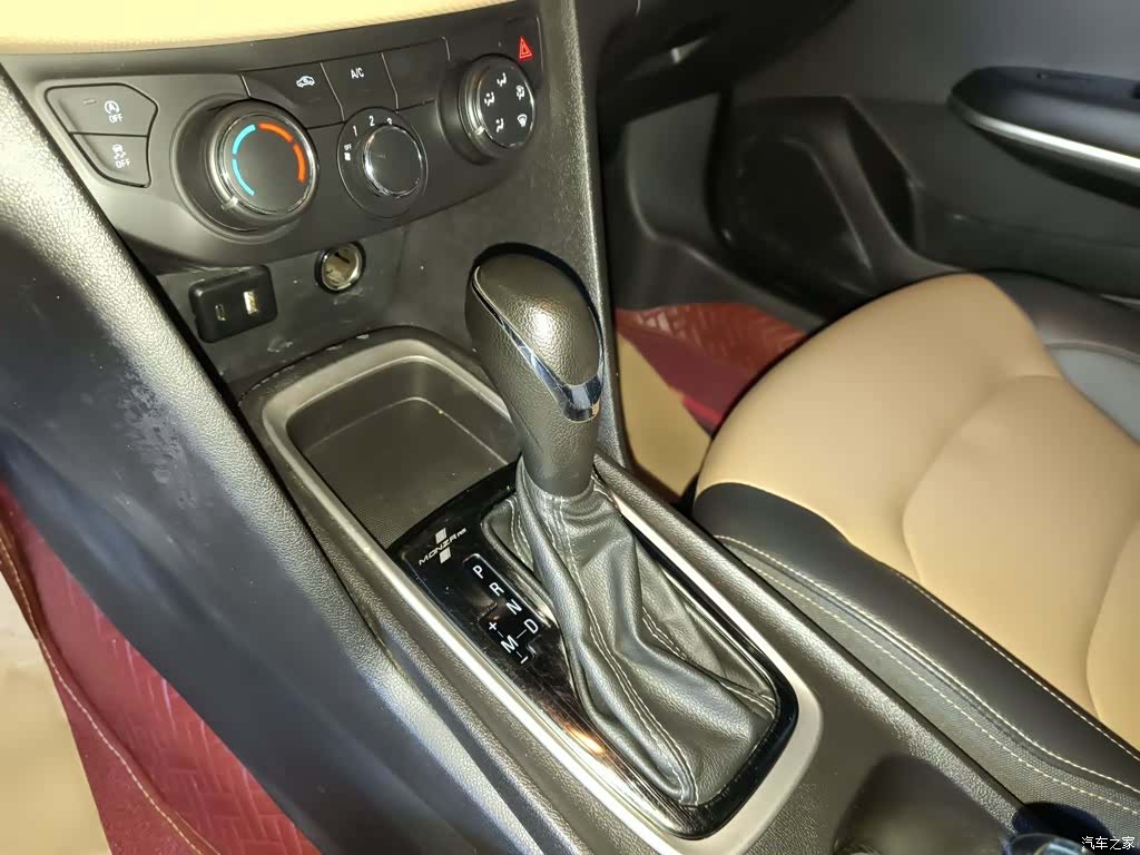 Chevrolet 320, 2020 все фото